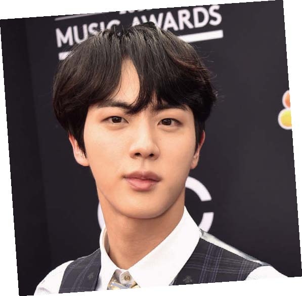 Иллюстрация к книге — BTS. Биография группы, покорившей мир [i_040.jpg]