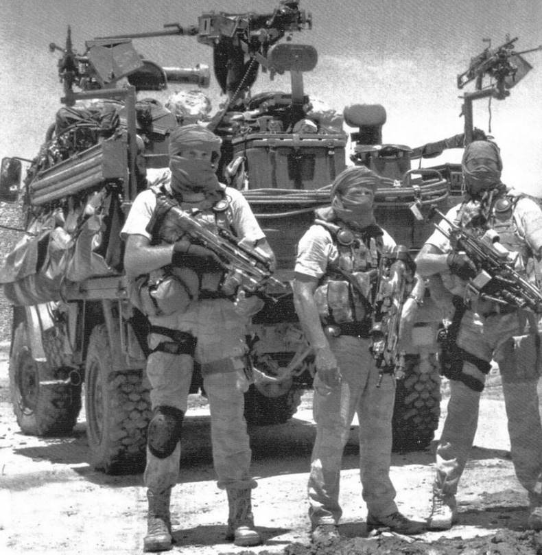 Иллюстрация к книге — Бронетранспортёры на шасси UNIMOG 1950 - 2009 гг. [img_21.jpg]