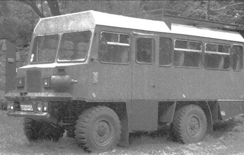 Иллюстрация к книге — Бронетранспортёры на шасси UNIMOG 1950 - 2009 гг. [img_47.jpg]
