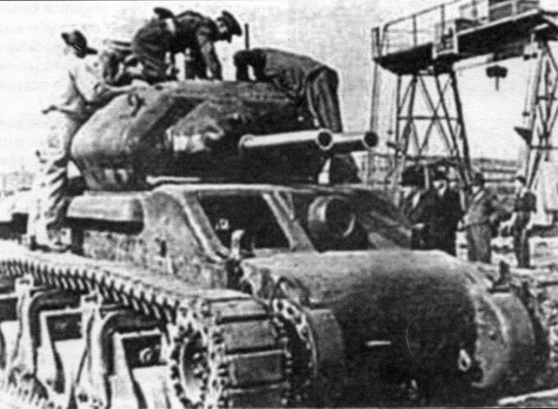 Иллюстрация к книге — Бронетехника армии Австралии [img_14.jpg]