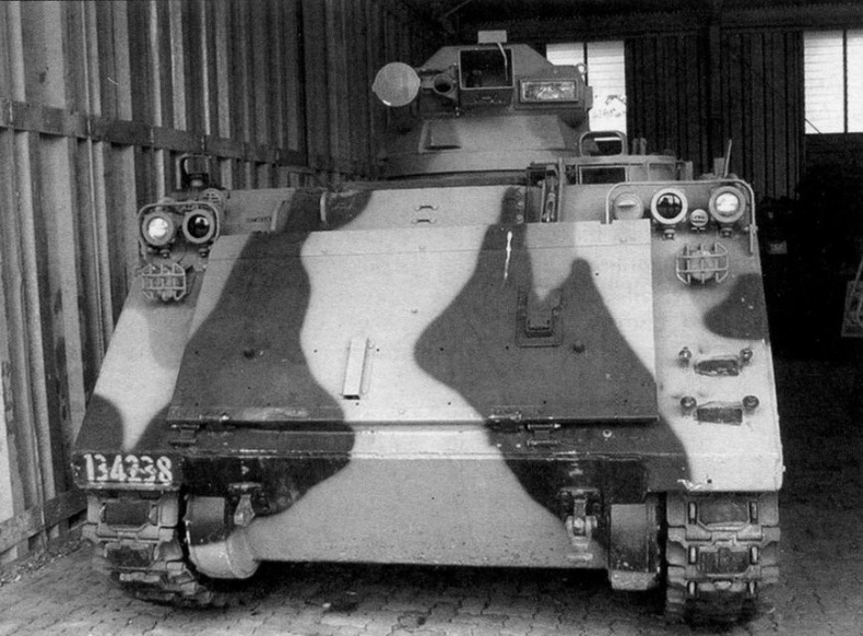 Иллюстрация к книге — Бронетехника армии Австралии [img_52.jpg]