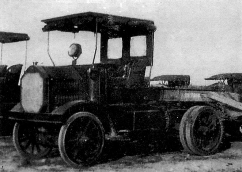 Иллюстрация к книге — Транспортёры танков 1930 -1940 гг. [img_6.jpg]