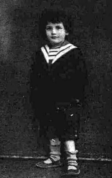 Иллюстрация к книге — Записки советской переводчицы. Три года в Берлинском торгпредстве. 1928-1930 [i_001.jpg]