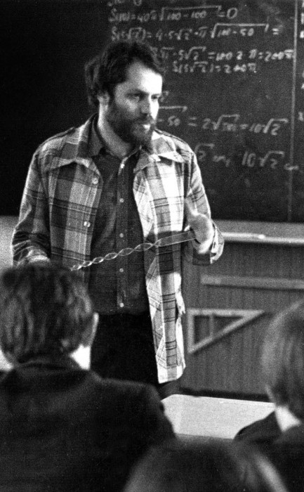 Иллюстрация к книге — Вкратце жизнь [_03_01_1.jpg]