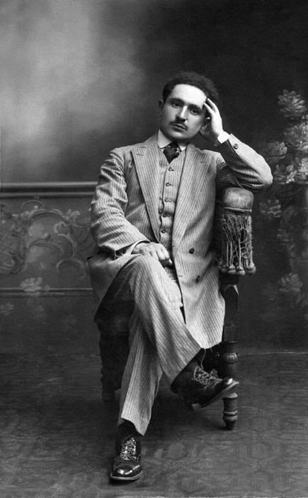 Иллюстрация к книге — Вкратце жизнь [i_001.jpg]