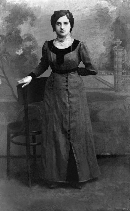 Иллюстрация к книге — Вкратце жизнь [i_003.jpg]