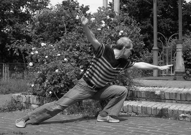 Иллюстрация к книге — Ци-Гун Пяти зверей. Правда и сказка [_37.jpg]