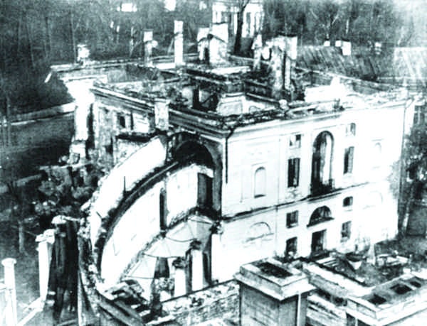 Иллюстрация к книге — 99 глупых вопросов об искусстве и еще один, которые иногда задают экскурсоводу в художественном музее [i_155.jpg]