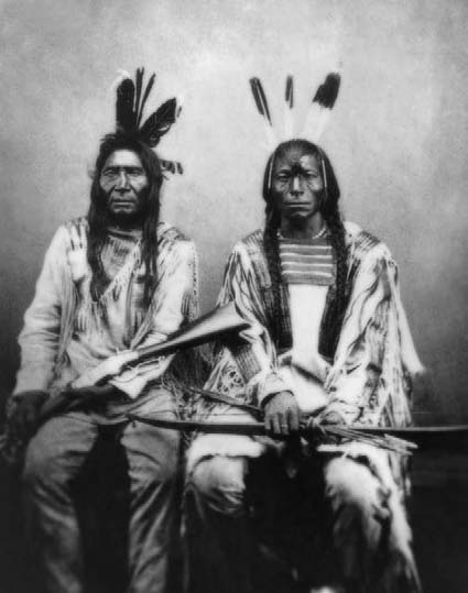 Иллюстрация к книге — Военное дело индейцев Дикого Запада. Самая полная энциклопедия [i_071.jpg]