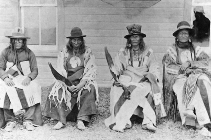 Иллюстрация к книге — Военное дело индейцев Дикого Запада. Самая полная энциклопедия [i_174.jpg]