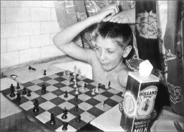 Иллюстрация к книге — Конец игры. Биография Роберта Фишера [i_004.jpg]