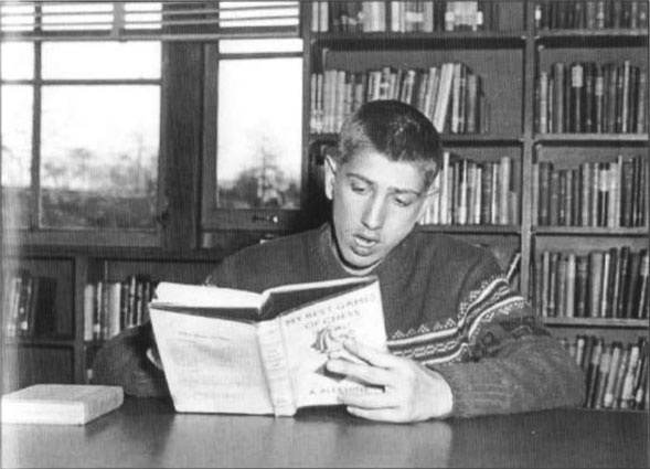 Иллюстрация к книге — Конец игры. Биография Роберта Фишера [i_005.jpg]