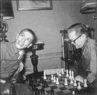 Иллюстрация к книге — Конец игры. Биография Роберта Фишера [i_008.jpg]