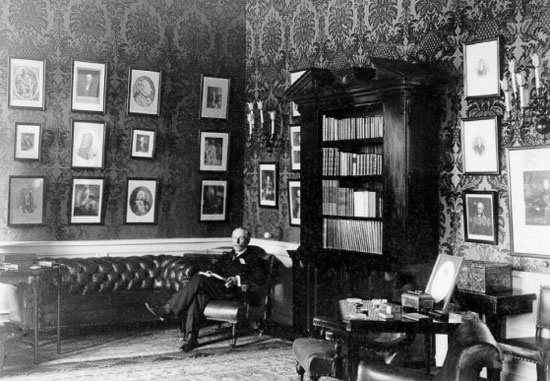 Иллюстрация к книге — Застигнутые революцией. Живые голоса очевидцев [i_007.jpg]