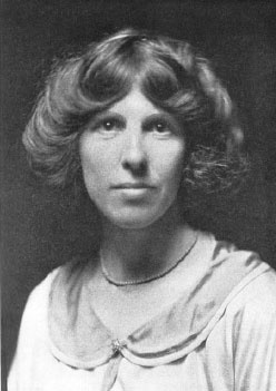 Иллюстрация к книге — Застигнутые революцией. Живые голоса очевидцев [i_065.jpg]