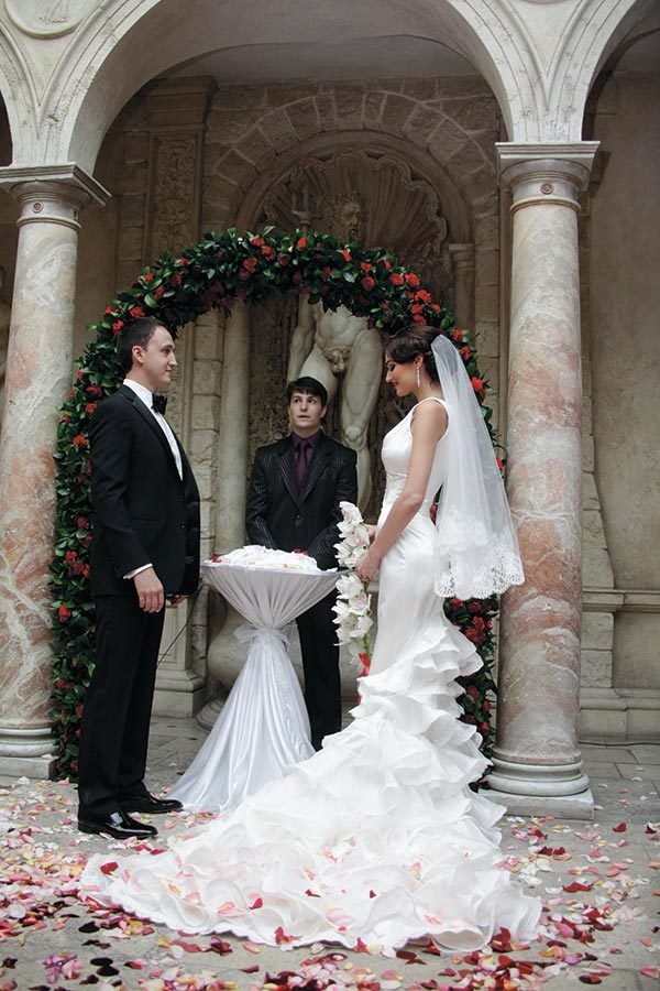 Иллюстрация к книге — Голая. Правда о том, как быть настоящей женщиной [i_056.jpg]