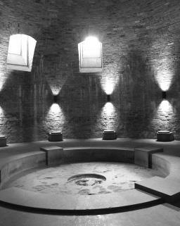 Иллюстрация к книге — Кёнигсберг-13, или Последняя тайна янтарной комнаты [i_038.jpg]