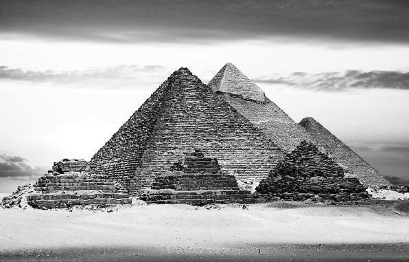 Иллюстрация к книге — Кёнигсберг-13, или Последняя тайна янтарной комнаты [i_056.jpg]