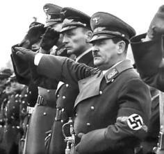 Иллюстрация к книге — Кёнигсберг-13, или Последняя тайна янтарной комнаты [i_081.jpg]