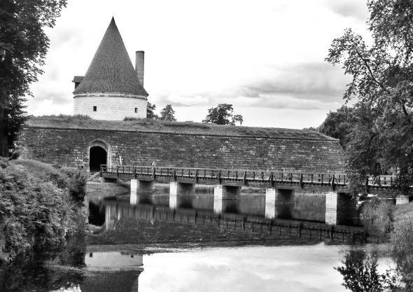 Иллюстрация к книге — Кёнигсберг-13, или Последняя тайна янтарной комнаты [i_094.jpg]