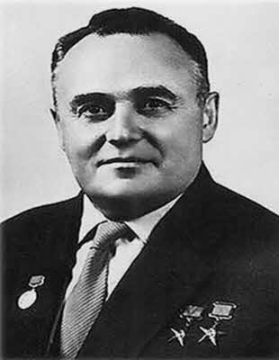 Иллюстрация к книге — Тайны Луны [i_008.jpg]