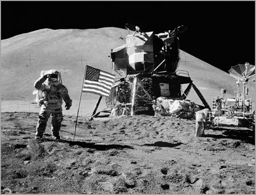 Иллюстрация к книге — Тайны Луны [i_017.jpg]