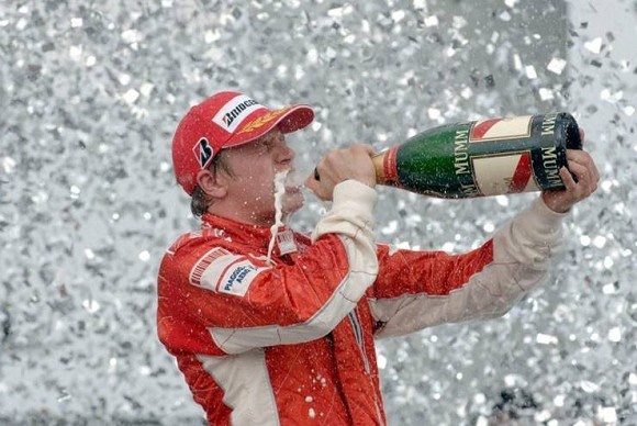 Иллюстрация к книге — Неизвестный Кими Райкконен [i_008.jpg]