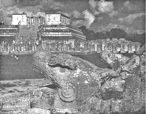 Иллюстрация к книге — День, когда явились боги [i_082.jpg]