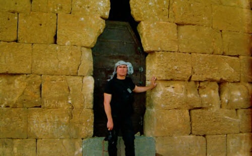 Иллюстрация к книге — Мистерия созвездия Лебедя [i_049.jpg]