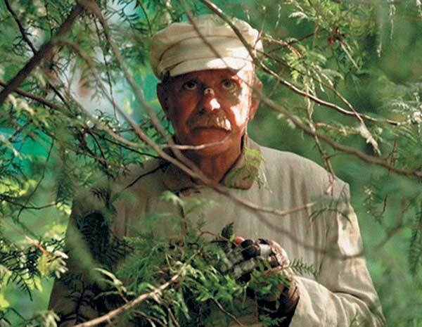 Иллюстрация к книге — Оттенки русского. Очерки отечественного кино [i_037.jpg]