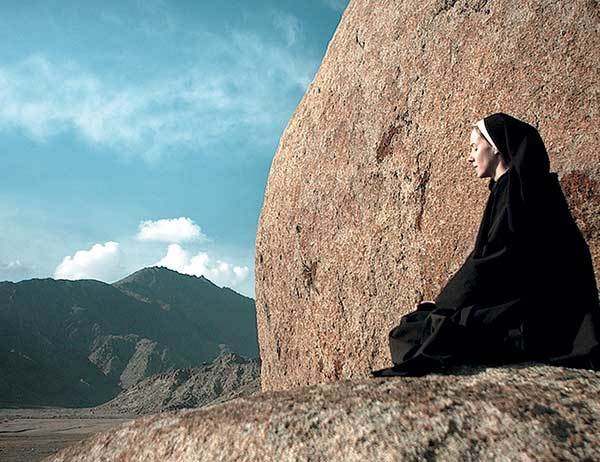 Иллюстрация к книге — Оттенки русского. Очерки отечественного кино [i_052.jpg]