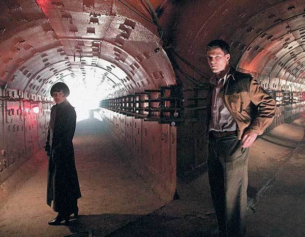 Иллюстрация к книге — Оттенки русского. Очерки отечественного кино [i_060.jpg]