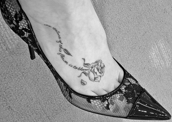 Иллюстрация к книге — Без фильтра. Ни стыда, ни сожалений, только я [i_014.jpg]