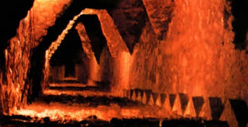 Иллюстрация к книге — Сверхбоги. Они спасли человечество... [i_025.jpg]