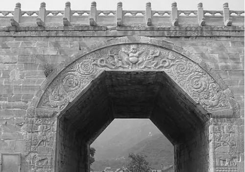 Иллюстрация к книге — Боги с небес [i_015.jpg]