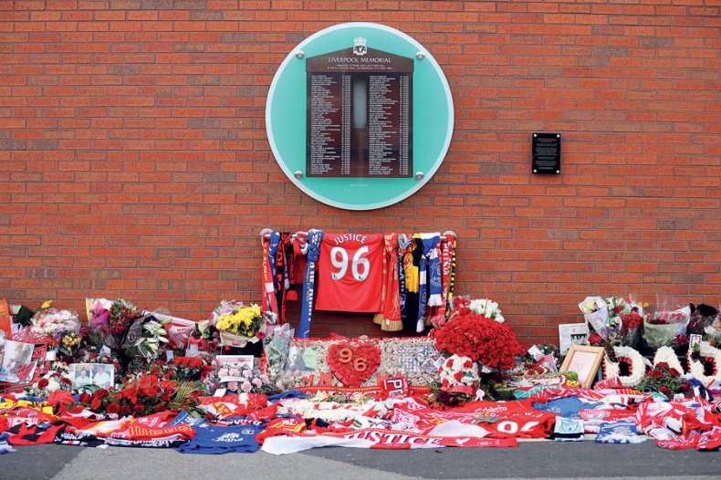 Иллюстрация к книге — Мир английского футбола. Знаменитые клубы, легендарные игроки и драматичные сюжеты [i_030.jpg]