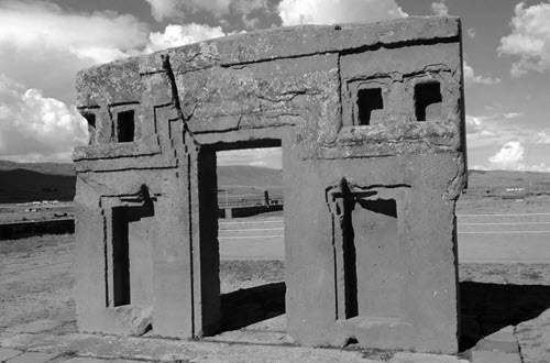 Иллюстрация к книге — Следы богов [i_024.jpg]