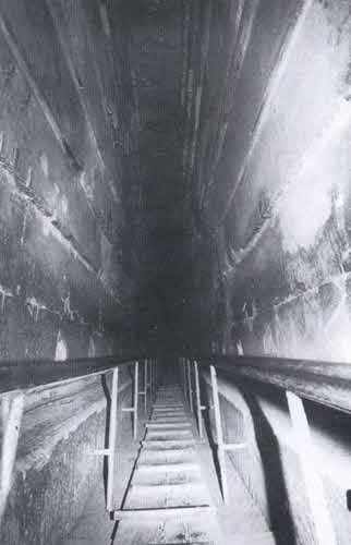 Иллюстрация к книге — Следы богов [i_097.jpg]