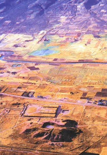 Иллюстрация к книге — Следы богов [i_118.jpg]