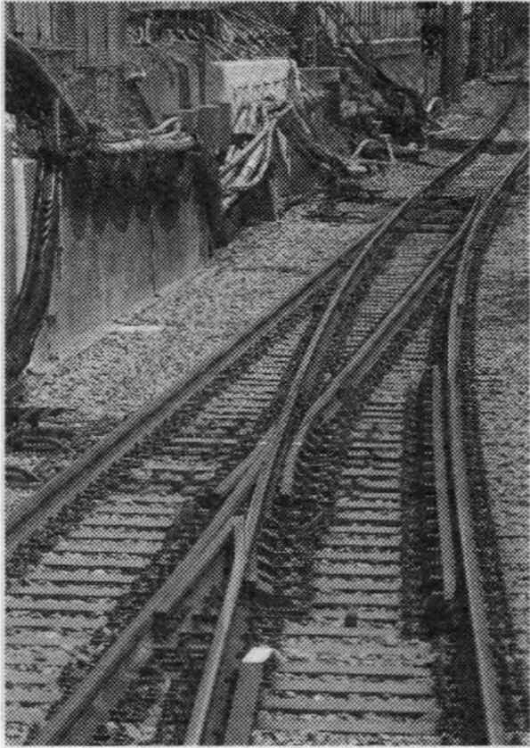 Иллюстрация к книге — Тайны квантового мира. О парадоксальности пространства и времени [i_054.jpg]