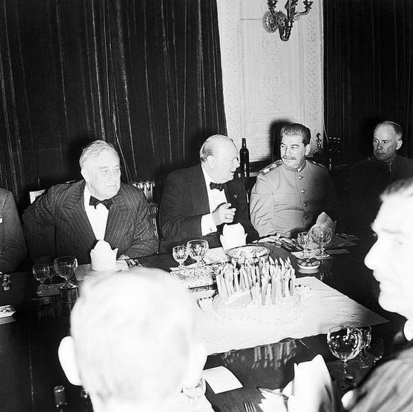 Иллюстрация к книге — Разведка. «Нелегалы» наоборот [i_029.jpg]