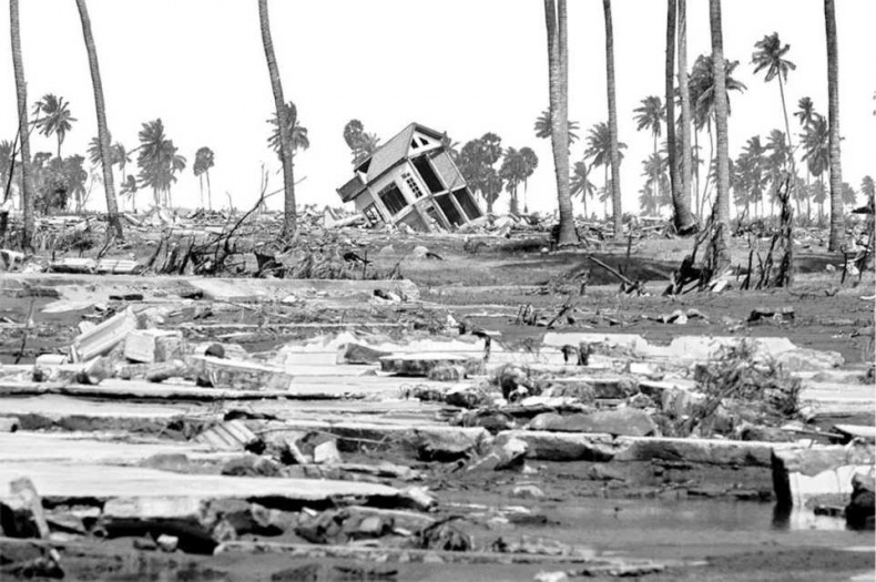 Иллюстрация к книге — Тайны природных аномалий [i_003.jpg]