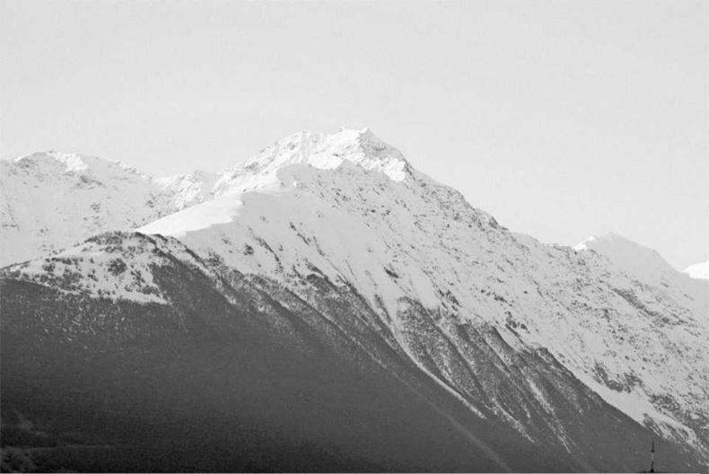 Иллюстрация к книге — Тайны природных аномалий [i_034.jpg]