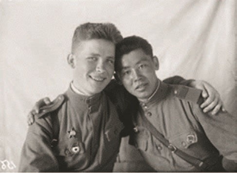 Иллюстрация к книге — Забытые союзники во Второй мировой войне [i_378.jpg]