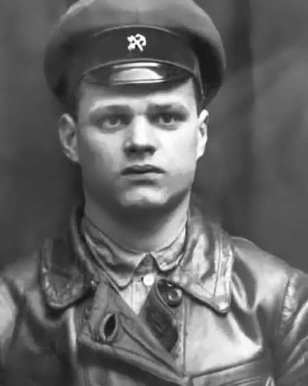 Иллюстрация к книге — Леонид Квасников. Разведчик эпохи атома и космоса [i_012.jpg]