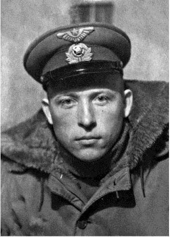 Иллюстрация к книге — Я защищал Ленинград [i_011.jpg]