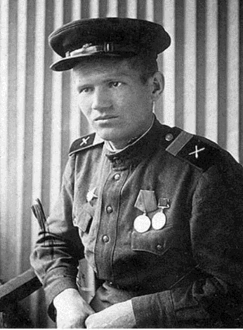 Иллюстрация к книге — Я защищал Ленинград [i_016.jpg]