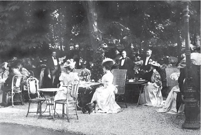 Иллюстрация к книге — Жанна Ланвен [i_015.jpg]