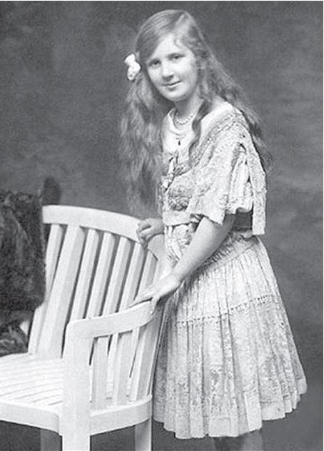 Иллюстрация к книге — Жанна Ланвен [i_019.jpg]