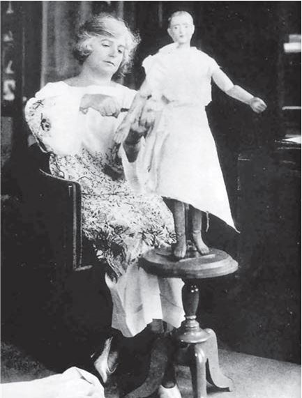 Иллюстрация к книге — Жанна Ланвен [i_077.jpg]